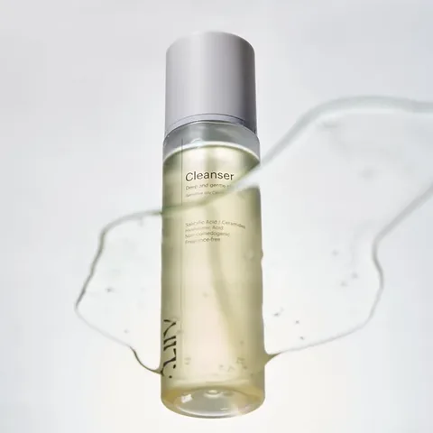 Gentle Deep Cleanser with Salicylic Acid and Hyaluronic Acid by Leaf 150 ml