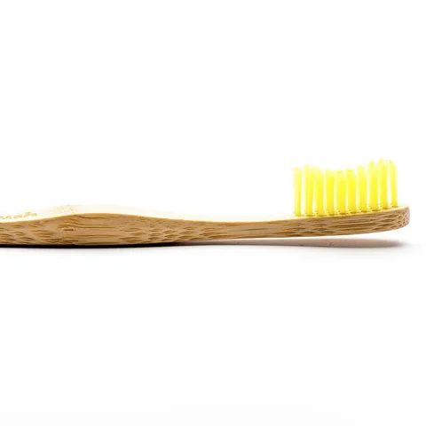 Зубная щетка Humble Brush натуральная мягкая для взрослых - желтая