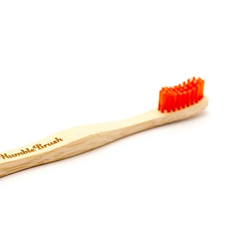 Зубная щетка Humble Brush натуральная мягкая для взрослых - красная