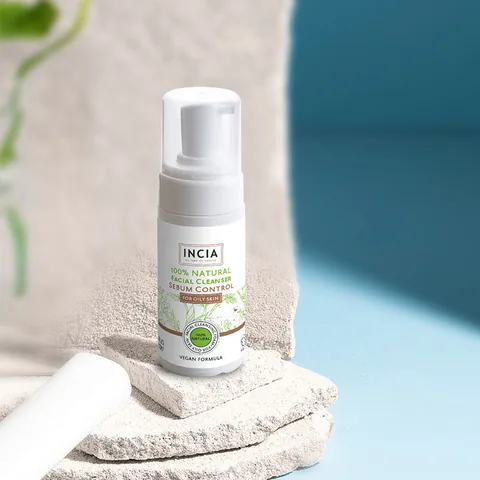 INCIA Natürlicher Gesichtsreiniger für fettige Haut - 125ml