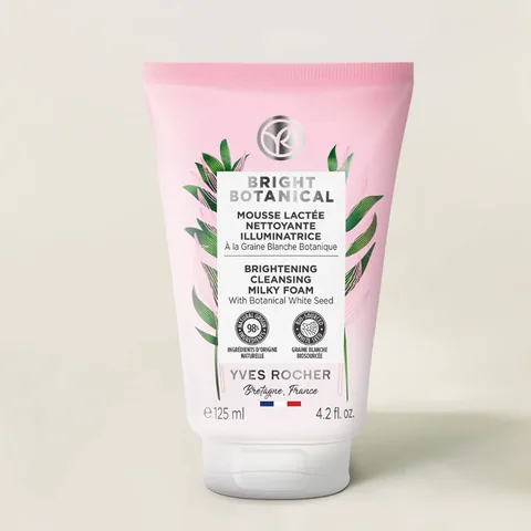 Yves Rocher غسول الوجه الرغوي المضاد للبقع من إيف روشيه برايت بوتانيكال، 125 مل